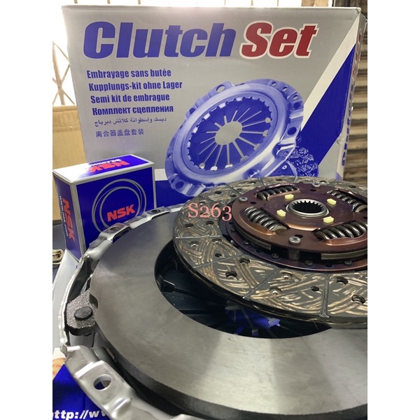 (EXEDY JAPAN) Toyota HILUX KUN25 HIACE D4D CLUTCH SET WITH CLUTCH BEARING 260MM 10.24” DAIKIN