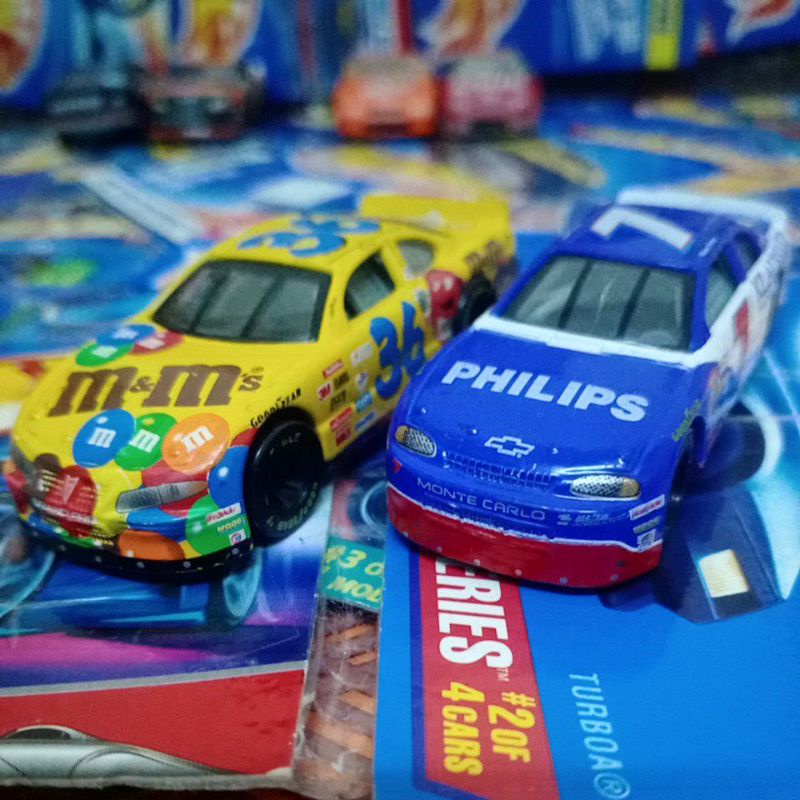 RACING CHAMPIONS ORIGINAL!!NASCAR PHILIPS & M&Ms LOOSE!! DIECAST