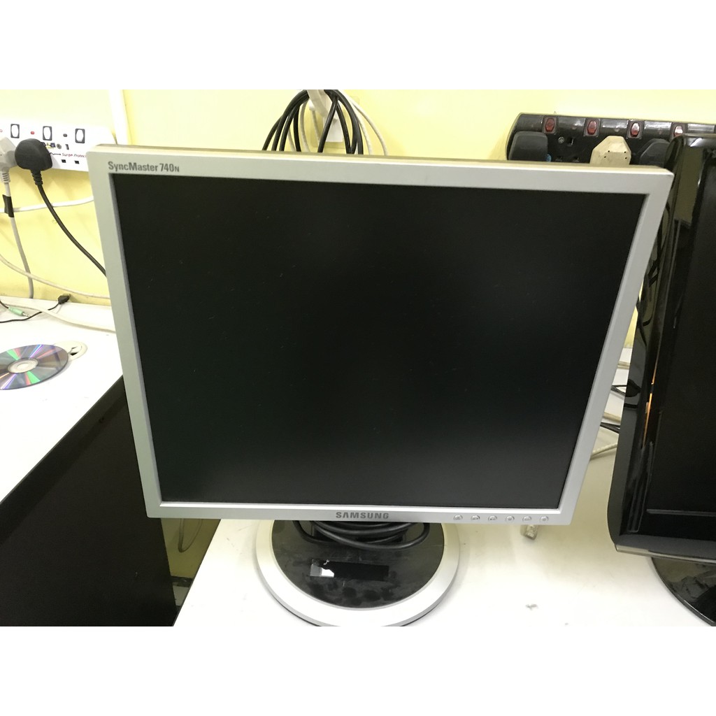 Samsung 17 inch LCD Monitor ( square shape ) | Shopee Malaysia