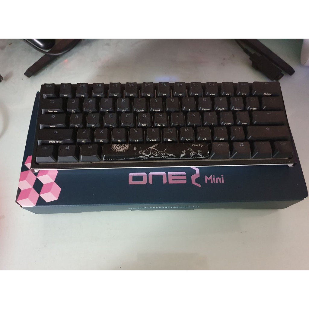 Ducky One 2 Mini RGB LED 60% Double Shot PBT Mechanical Keyboard (Brown ...