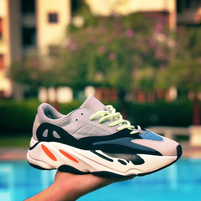 yeezy boost 700 solid grey