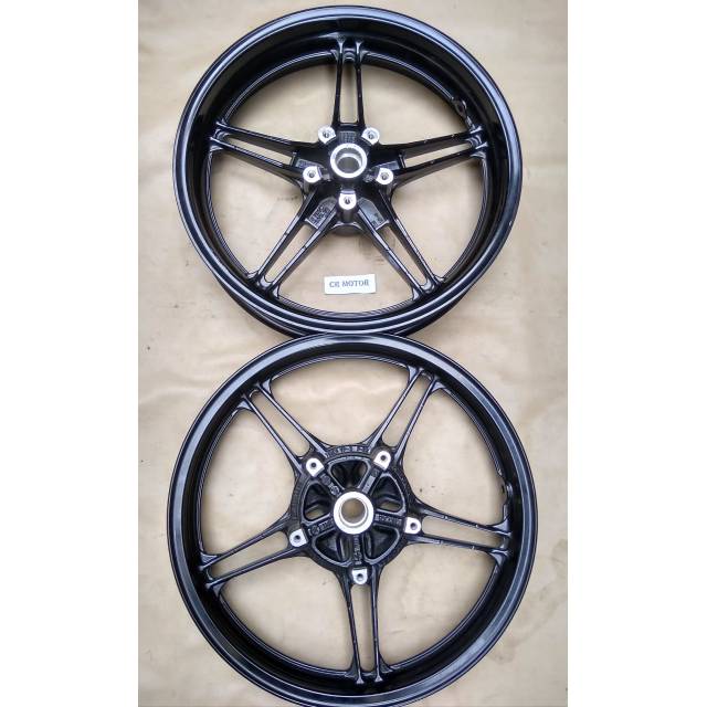 Original racing Rims Front Rear yamaha r15 v2 2PK Old lost pack Without ...