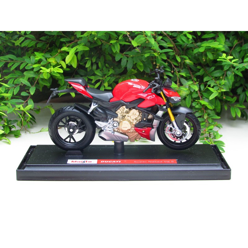 Maisto Ducati Streetfighter Super Naked V S V S Red Sports Bike Special Edition
