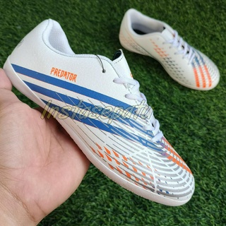 Junior best sale futsal shoes