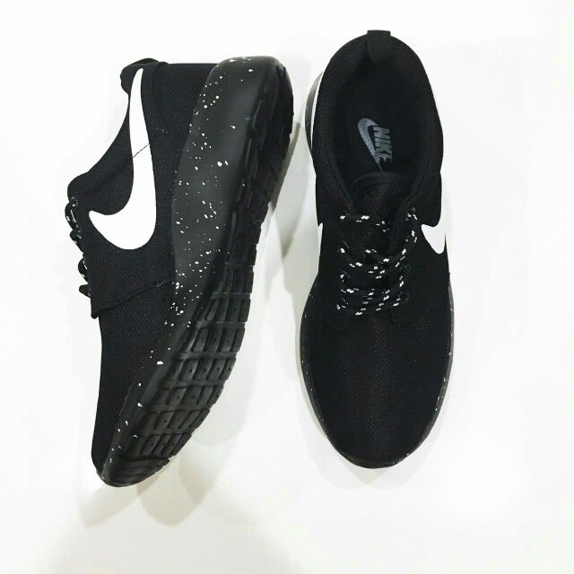 Nike oreo sales roshe run