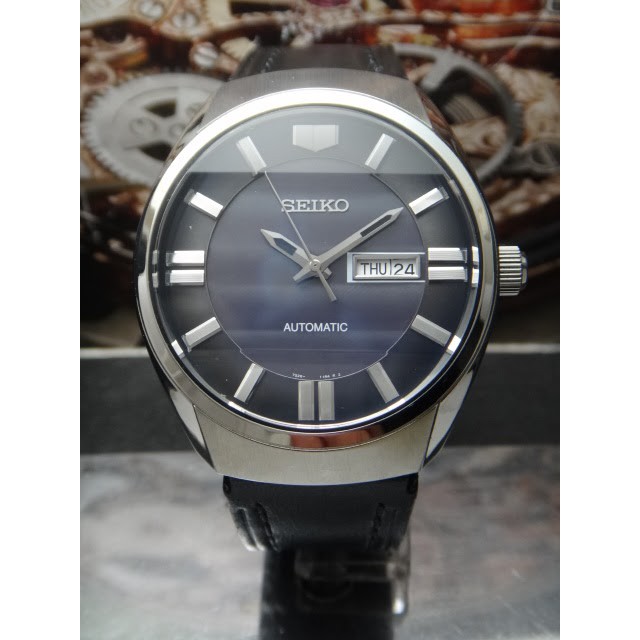 Seiko best sale 44mm watch