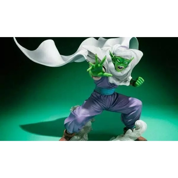 Piccolo A Proud Namekian DRAGON BALL Z Figure S.H.Figuarts BANDAI