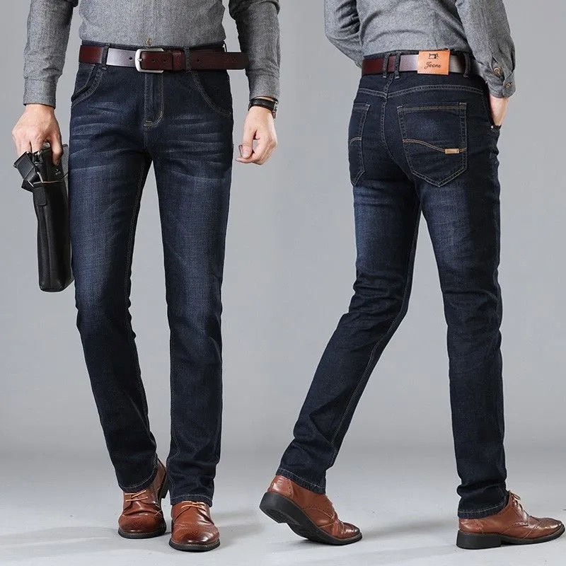 Men's jeans in classic design