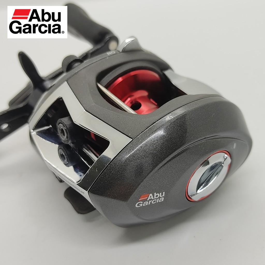 Ambassadeur Abu Garcia Black Max Baitcaster Reel 5 Bearings Right