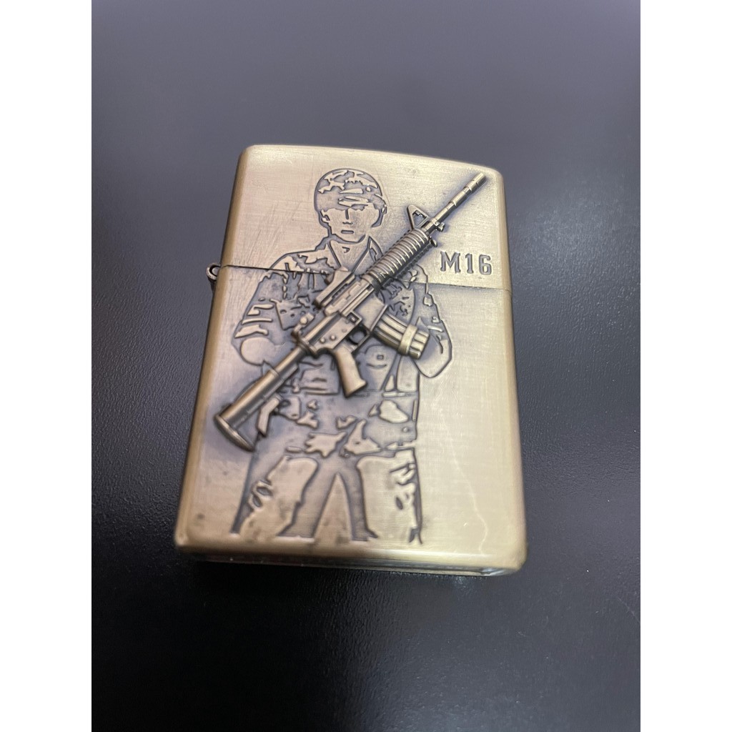Soldier Gun M16 Emboss Oil Lighter Zippo Flame | Shopee Malaysia