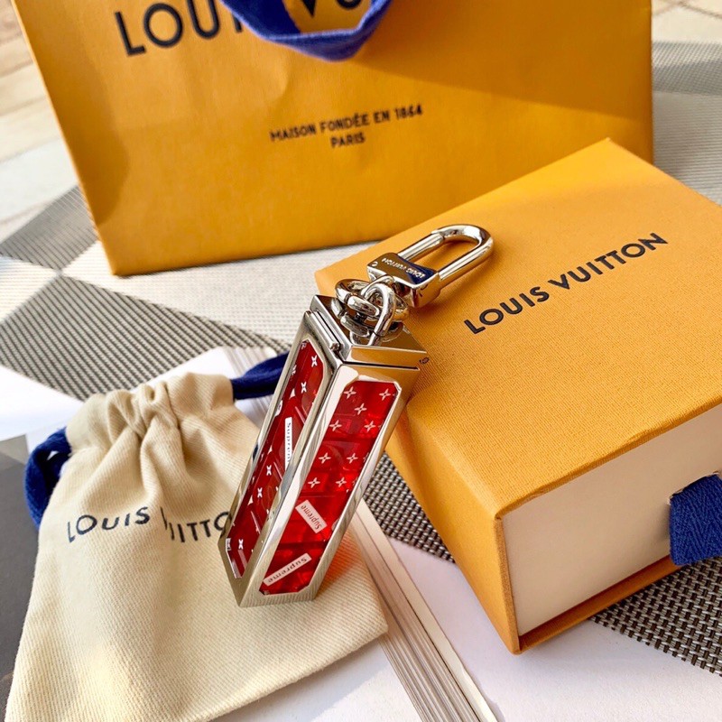 Louis Vuitton on X: The #LouisVuitton Dice Key Chain is a #hoiday pick  this season. Create your #LVWishList at    / X
