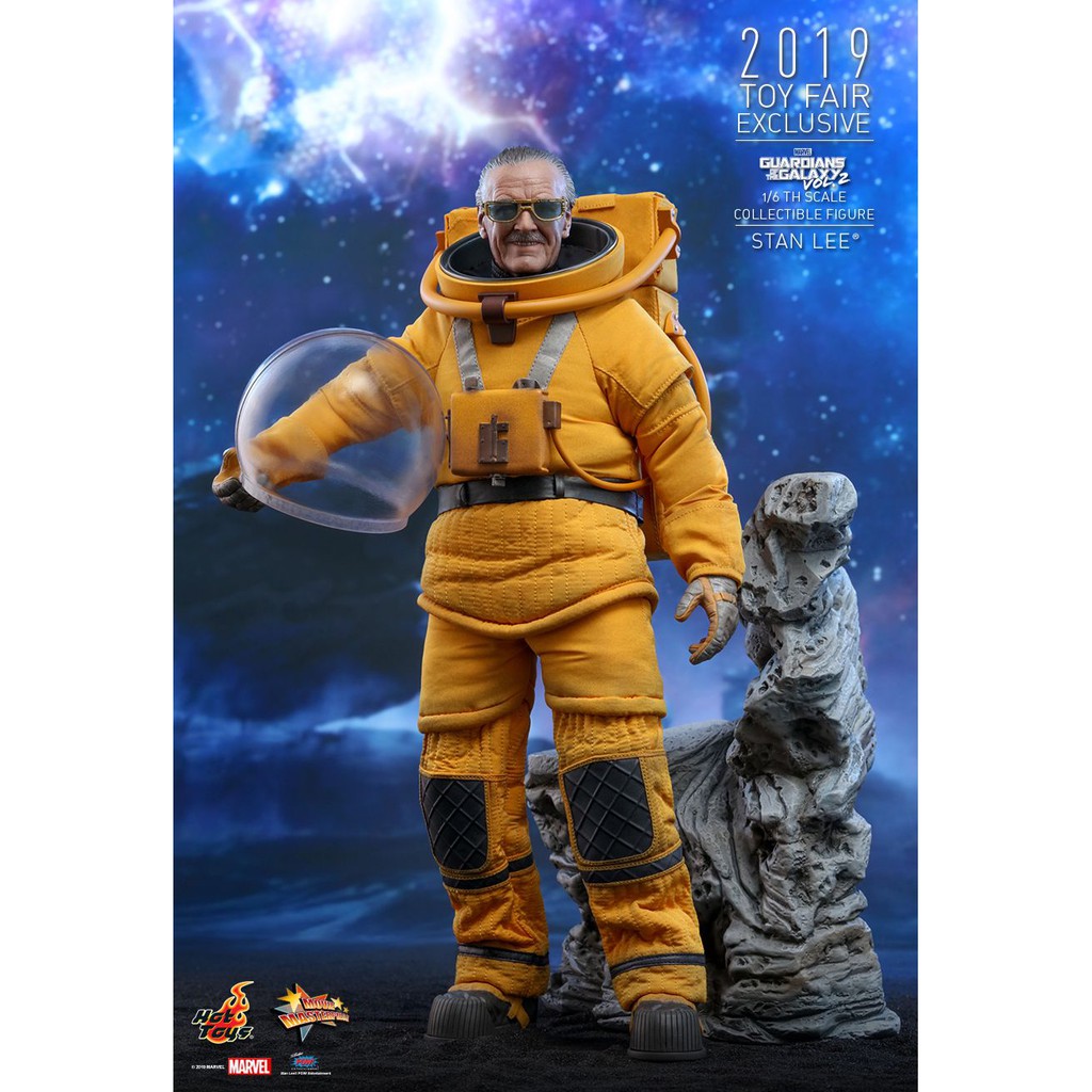 Hot toys stan lee hot sale price