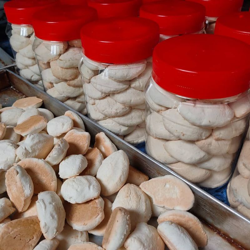 Kuih Bangkit @ Bakar Santan Original Perak CAIR DIMULUT (Childhood ...