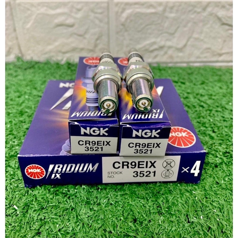 NGK IRIDIUM IX SPARK PLUG CR9EIX LAST 15,000KM (KAWASAKI Z750, ZX4