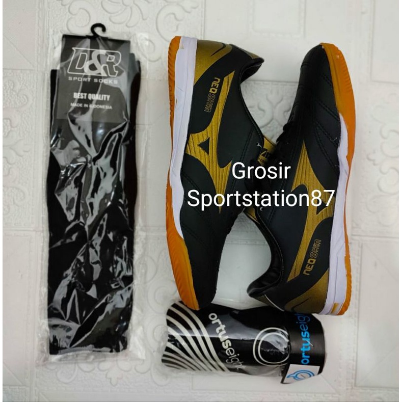 Mizuno Package!! Mizuno new shin futsal Shoes Latest Package | Shopee ...