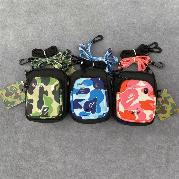 Bathing ape sale sling bag original