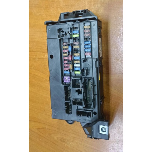 PERODUA BEZZA FUSE BOX WITH FUSE 82600-BZC80 W-W /116RAI-000372 [E6 ...