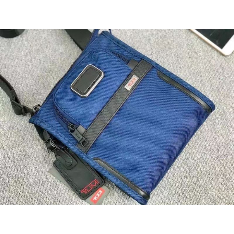 Tumi Pocket Bag Small | Shopee Malaysia