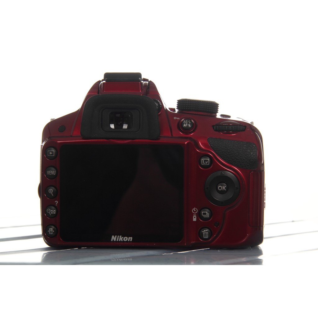 red dslr