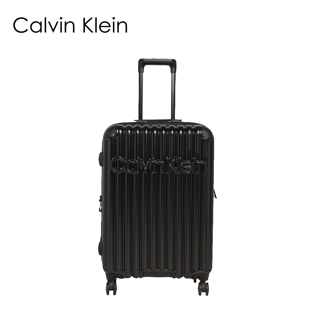 Calvin klein discount 28 luggage