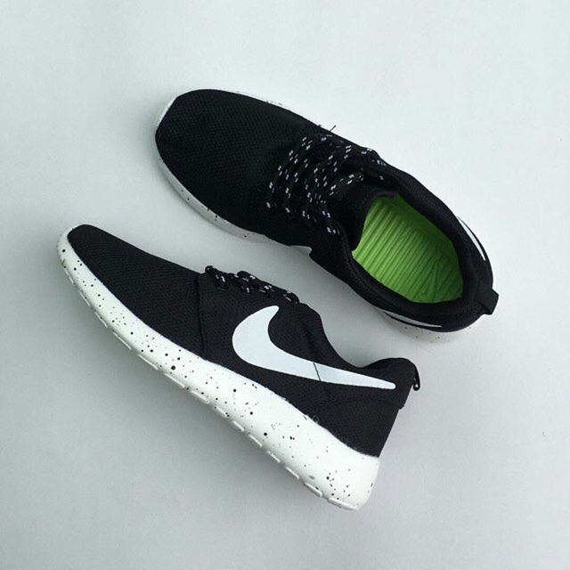 Nike deals roshe oreo