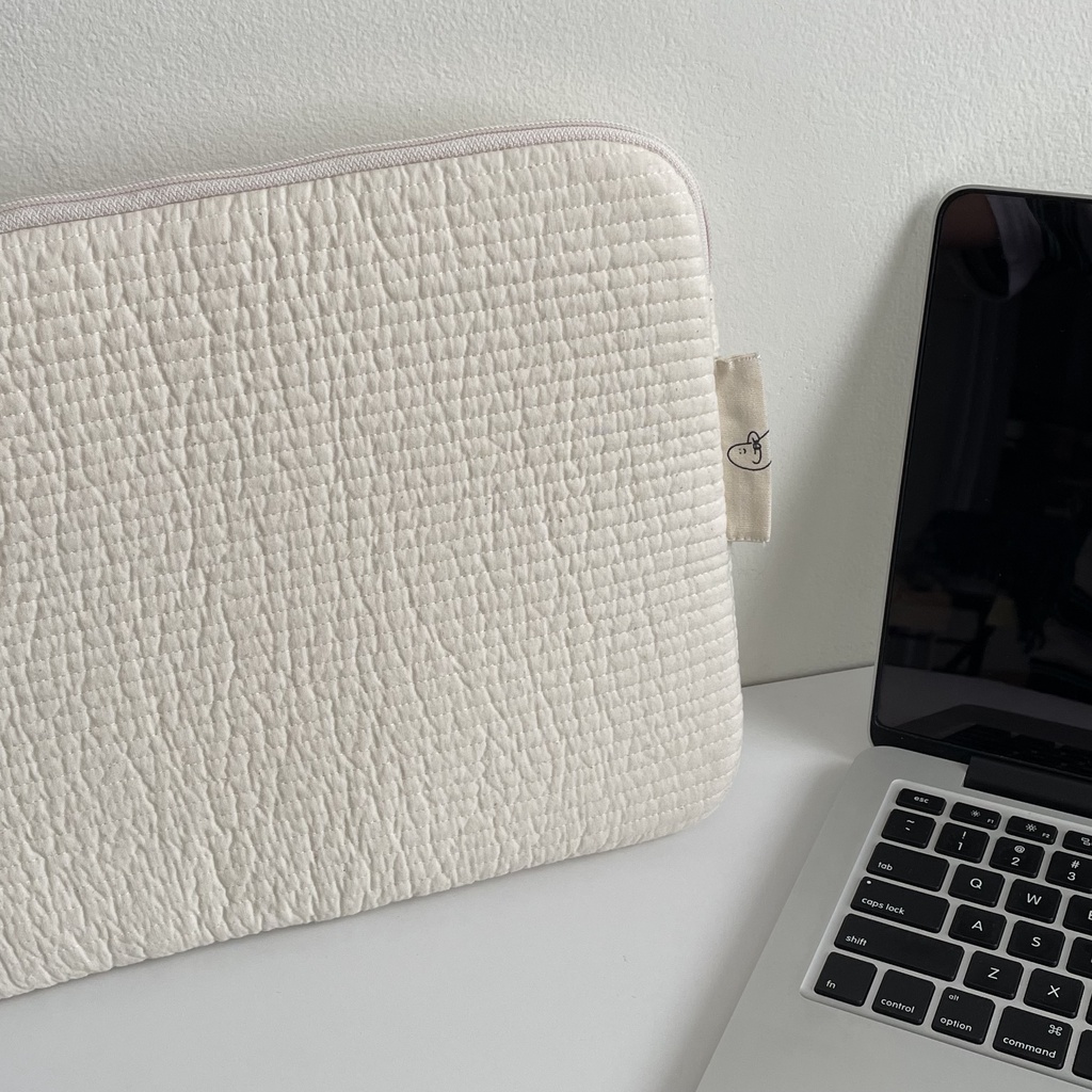 Fluffy Laptop Sleeve (Limited, Korean Fabric) by September Spring Tas