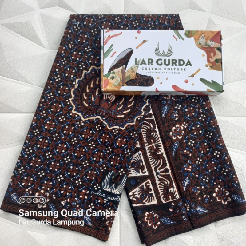 Lar Gurda batik Sarong Series Keikan Color | Shopee Malaysia