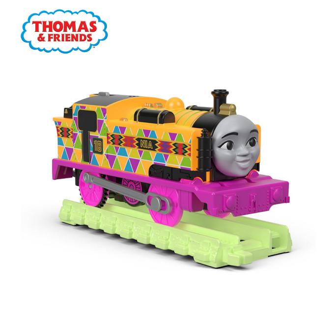 Thomas & Friends TrackMaster Motorized Hyper Glow (Nia) -Train Toy ...