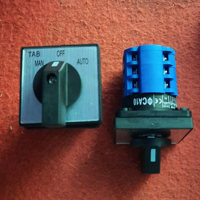 Selector SWITCH AUTO OFF MANUAL 3 Position AOM 3 POLE 20A 220V ORIGINAL Shopee Malaysia