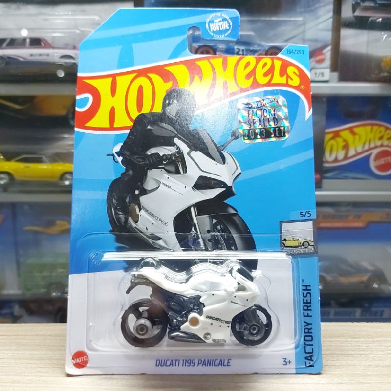 Hot WHEELS DUCATI 1199 PANIGALE WHITE - TREASURE HUNT Regular - FS 2023 ...