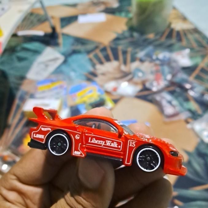 Limited HOTWHEELS LBWK NISSAN SILVIA S15 RED EDITION | Shopee Malaysia