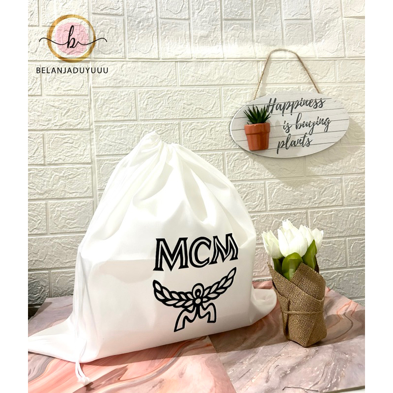 Dust discount bag mcm