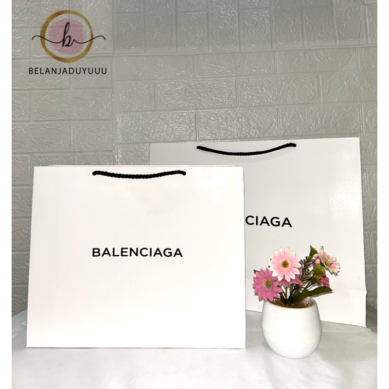 Paper 2024 bag balenciaga