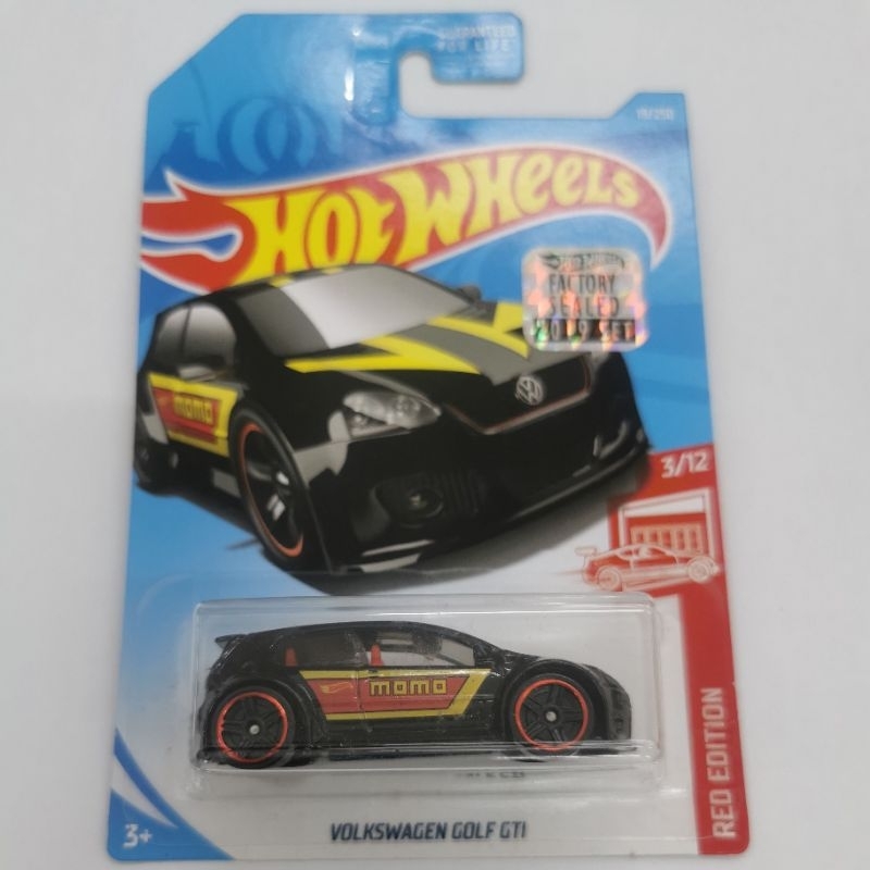 Hot wheels golf momo online