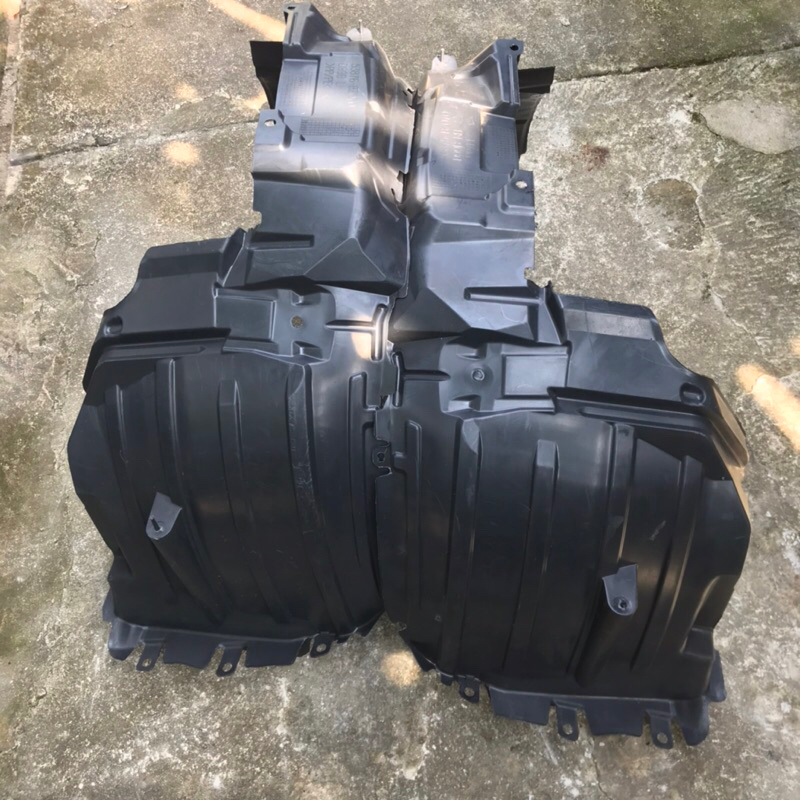 Liner Vender Rush Terios 20072017 Original Front Fender Terios