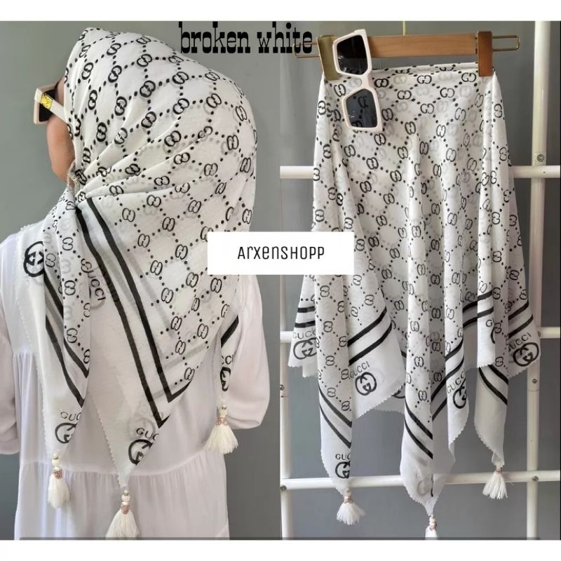 Gucci STAR MOTIF 4STAR HIJAB/ GC MOTIF WAFFLE Quadrilateral/Crested
