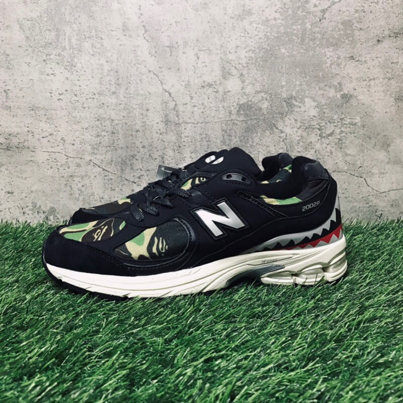 2002r X Bape