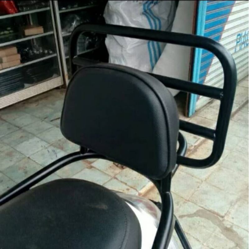 Honda Scoopy and Genio Backrest Rack Backrack | Shopee Malaysia