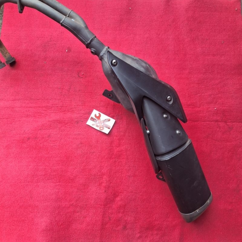 r25 standard exhaust