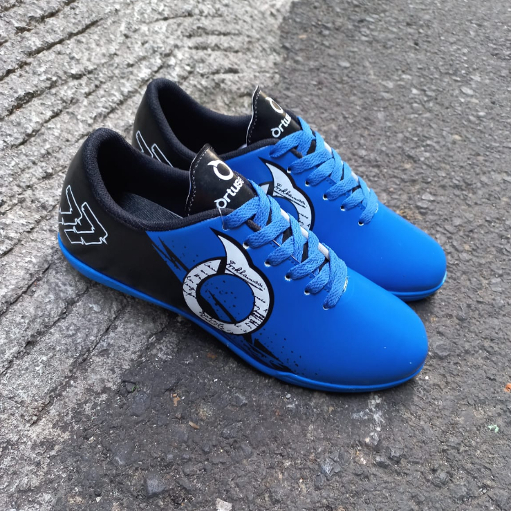 Best Quality Children's FUTSAL Shoes The Newest CATALYST Shopee Malaysia