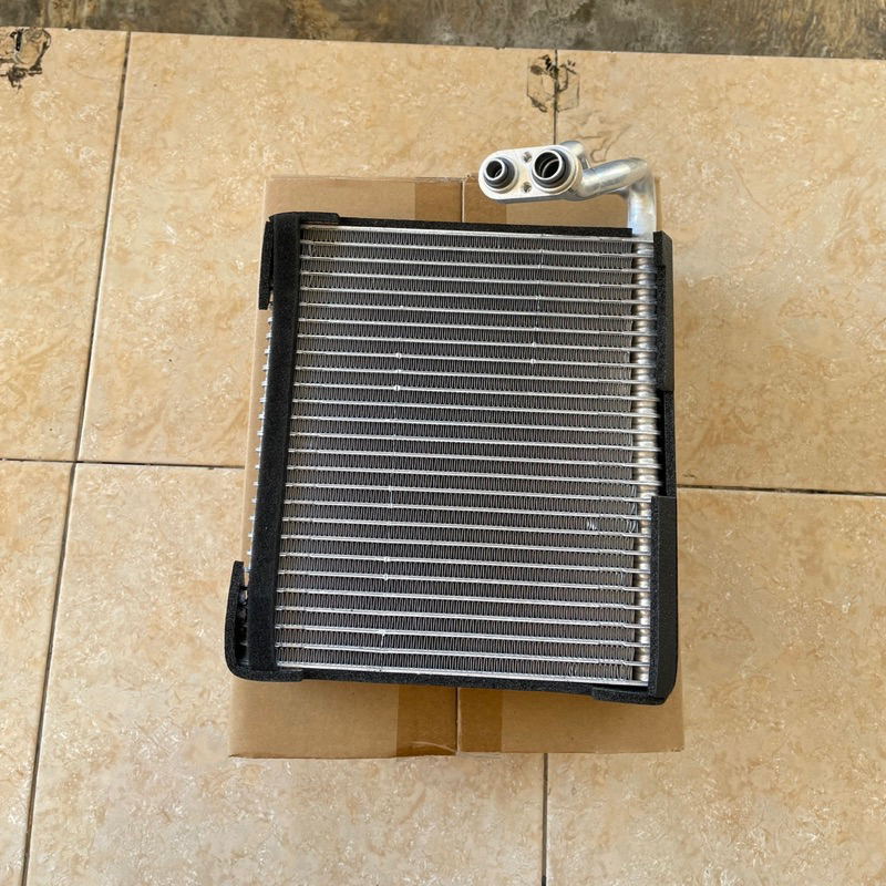 Coil/evaporator New XTRAIL T32/All New XTRAIL T32 Valeo Original