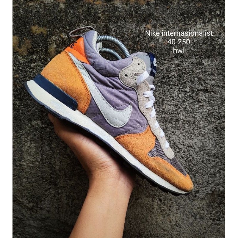 Nike internationalist best sale mid id