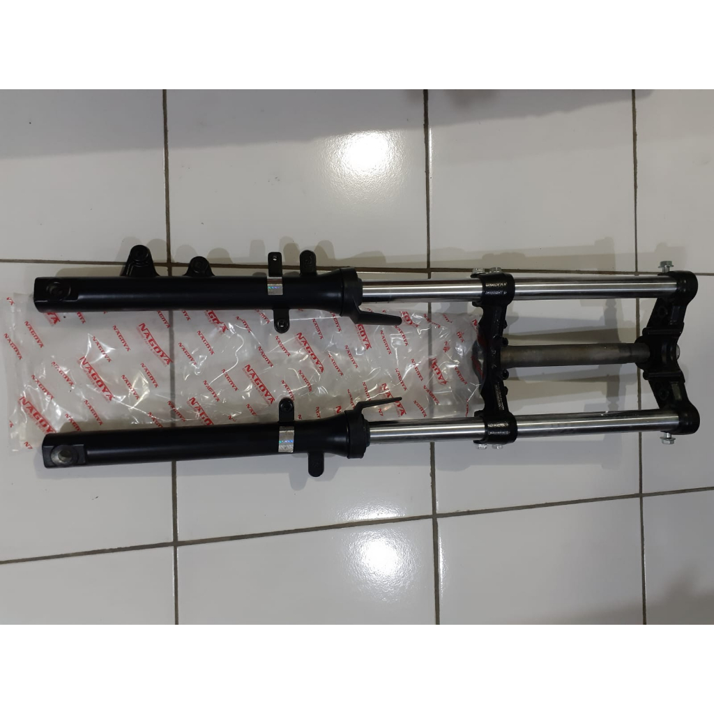 Shock SOK Front FORK ASSY+Triangle SATRIA FU 150 Complete AS PNP Tube 