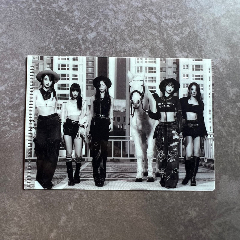 Official PHOTOCARD LE SSERAFIM WEVERSE 1ST STUDIO ALBUM QR