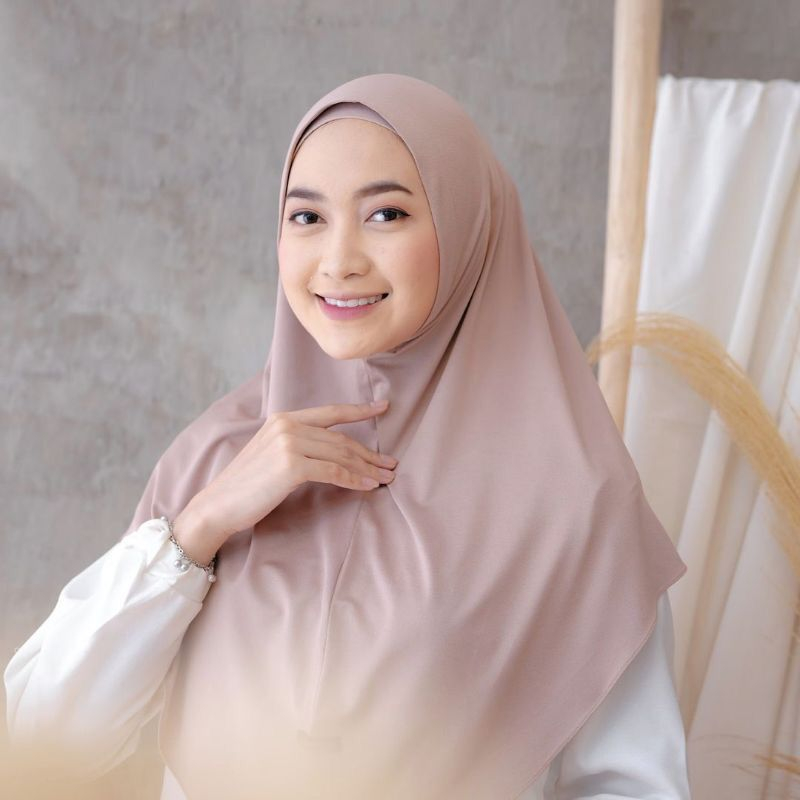 Hijab daily non pet/Giving Antem non pet/hijab Instant non pet | Shopee ...