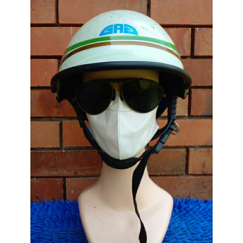 Putih Helmet Shellhelmet Chips Old School Vintage Brand Dmi Gag