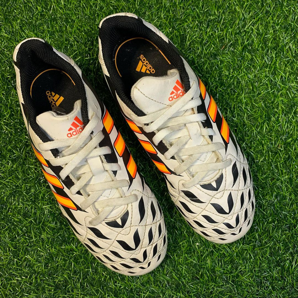 Football ShoesSecondhand Soccer ShoesLoved Soccer ShoesSecond Ball