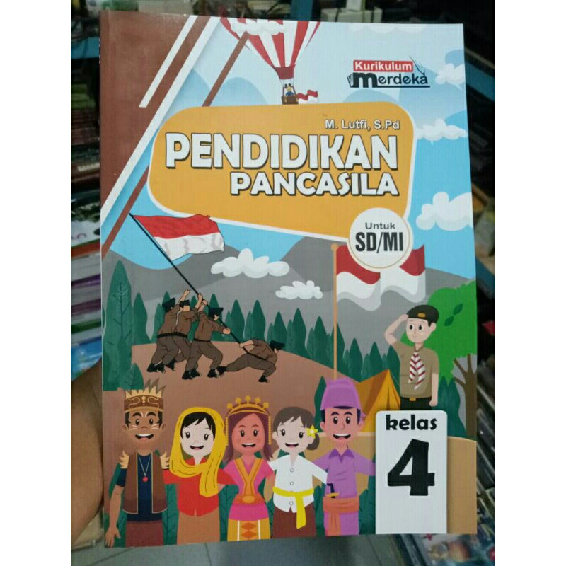 Pancasila Education Book SD/MI Grade 4 PPKn PKn Merdeka Curriculum ...