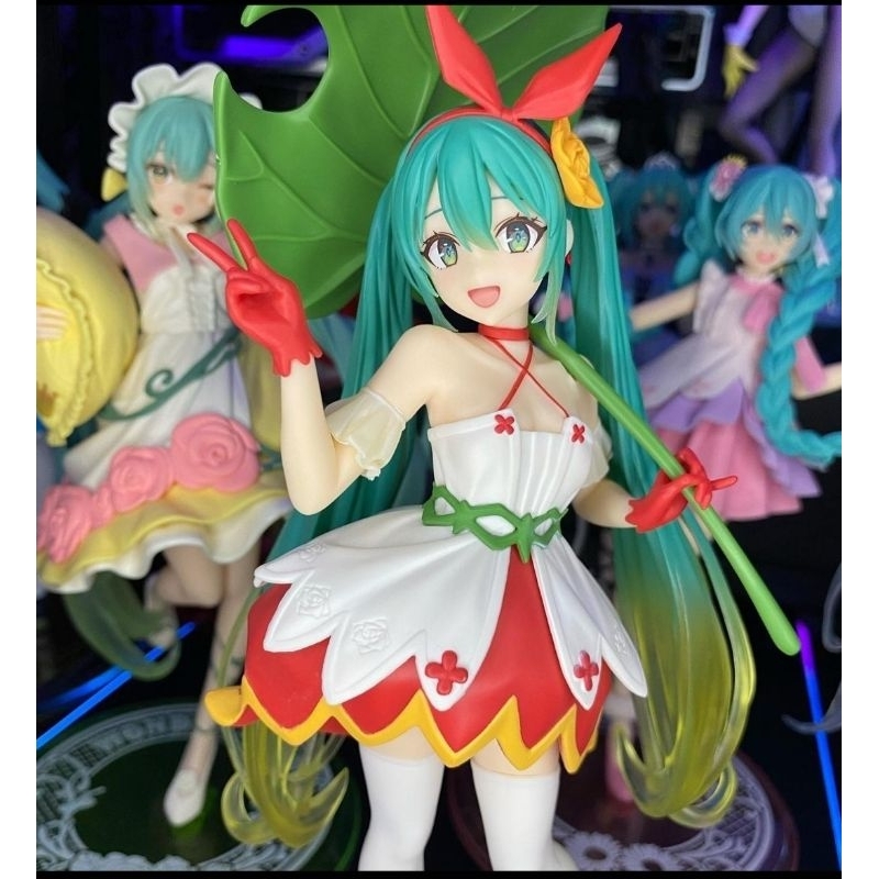 Taito Wonderland Figure Hatsune Miku Thumbelina Ver. 