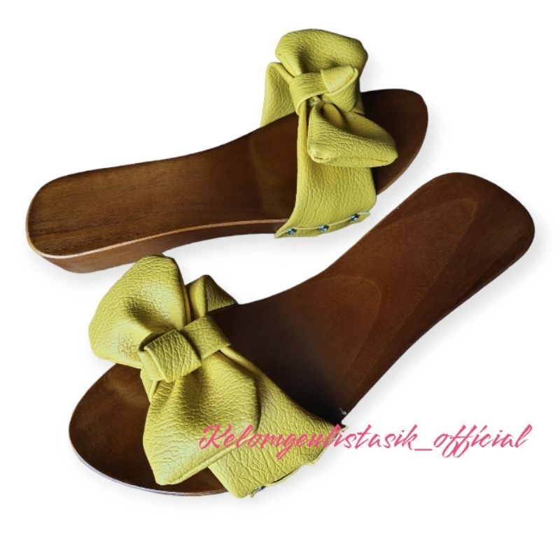 Kelom geulis ribbon flat sandals 3 cm | Shopee Malaysia